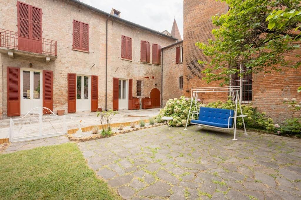Palazzo Sabbioni Appartamento Lusso Due Camere Soggiorno Cucina Феррара Экстерьер фото